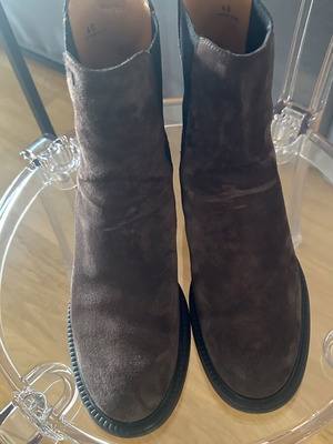 Μπότες Tod’s Chelsea από καφέ σουέντ σαν καινούργιες, μέγεθος 40