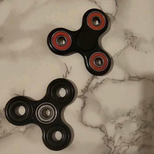 Fidget spinner used, set of 2 with damage