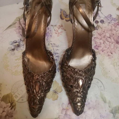 Xtravaganza bronze pointed-toe heels size 39 used with ankle strap