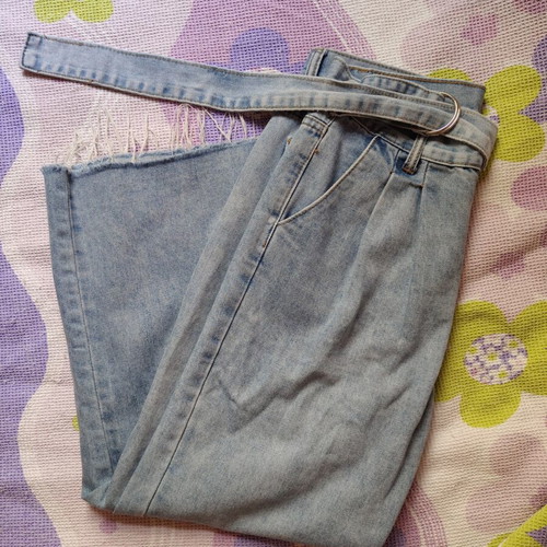 Cullote jeans with integrated belt size S/M like new, blue