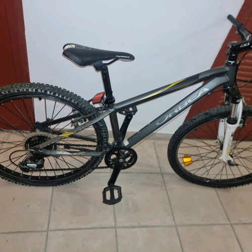 Orbea aluminum kids mountain bike used, black