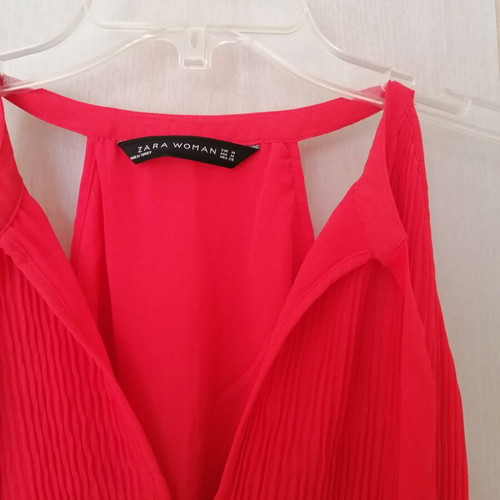 Zara sleeveless top new, coral color, size M/L