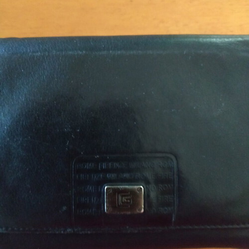 Women's leather wallet used, black with many compartments