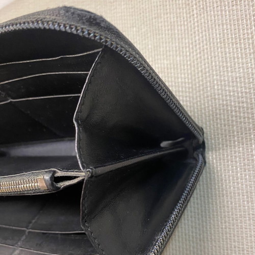 Bally leather wallet used, black, 12 card slots, zip coin pocket