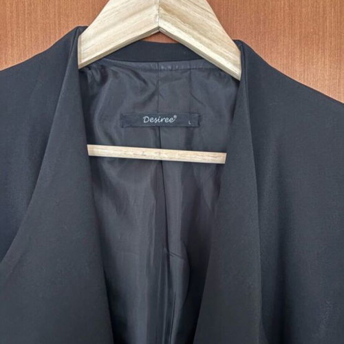 Desiree jacket new, black, size large