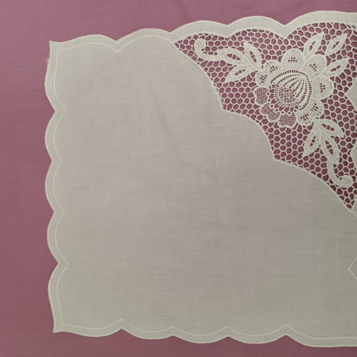 Decorative fabric napkins vintage set of 8 like new