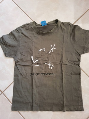 T-shirt Looney tunes λαδί με τον Ταζ σαν καινούργιο, μέγεθος 140 cm