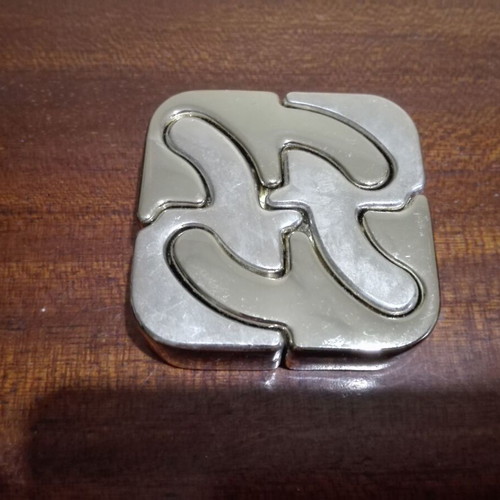 Hanayama puzzle used cast square, difficulty level 5 expert