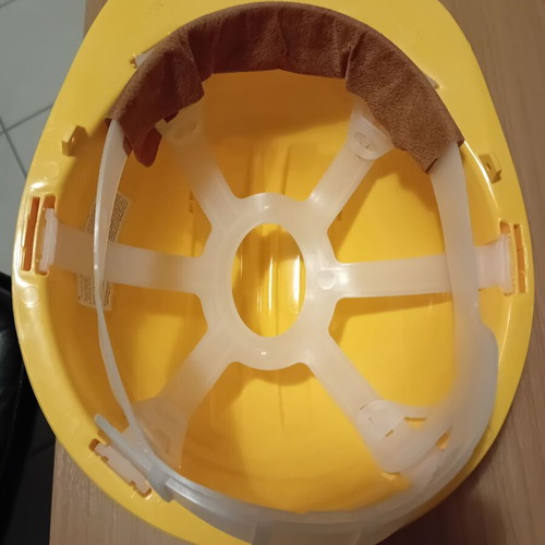 Construction helmet engineer like new
