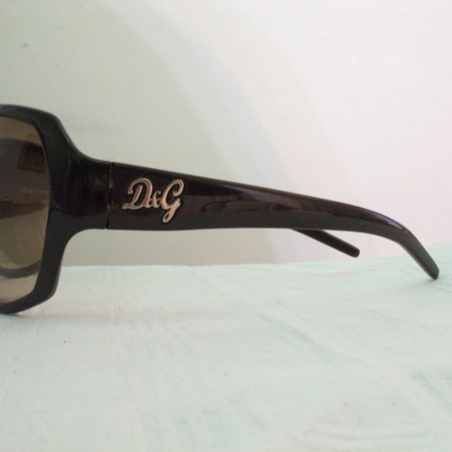 Women's sunglasses used, brown