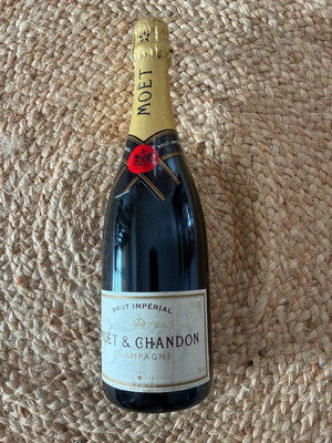 Moet & Chandon Brut Imperial με παλιά ετικέτα, σαν καινούργιο