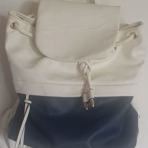 VoiNoi backpack used, white and blue