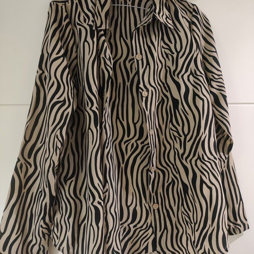 Shirt new, unworn, one size, zebra print