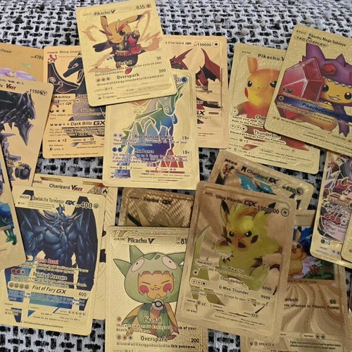 Pokémon gold cards like new, pack of 67 with 17 rare