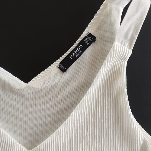 Mango White Pleated Sleeveless Top like new, asymmetric hem