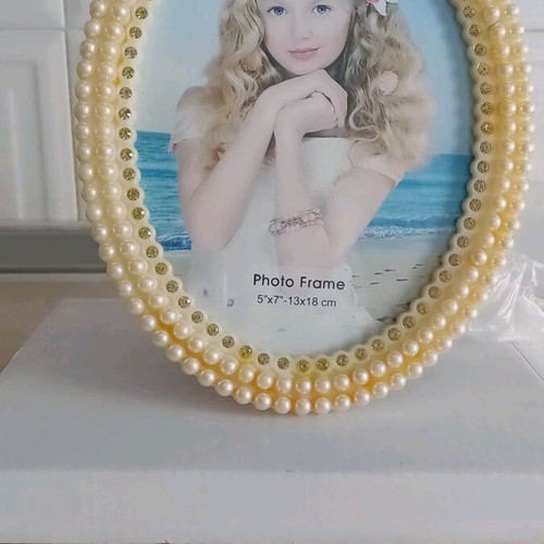 White photo frame with pearls and rhinestones new