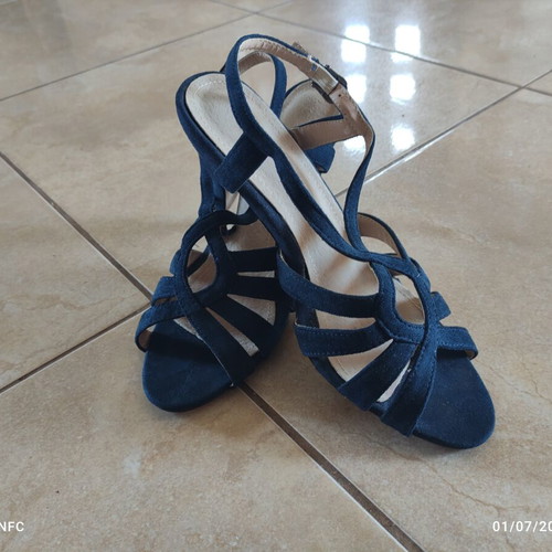 Envie Shoes women's sandals like new, dark blue suede, size 39