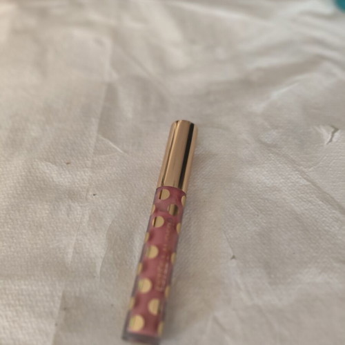 Lip gloss Estte Lauder new, soft pink peach shade