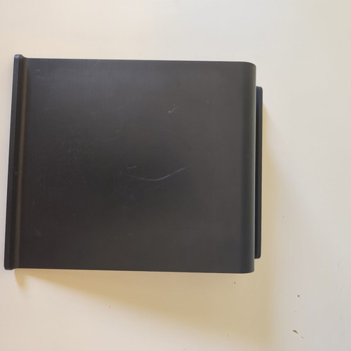 Mobile and tablet stand used, desktop