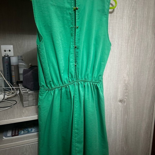 Regalinas dress green like new
