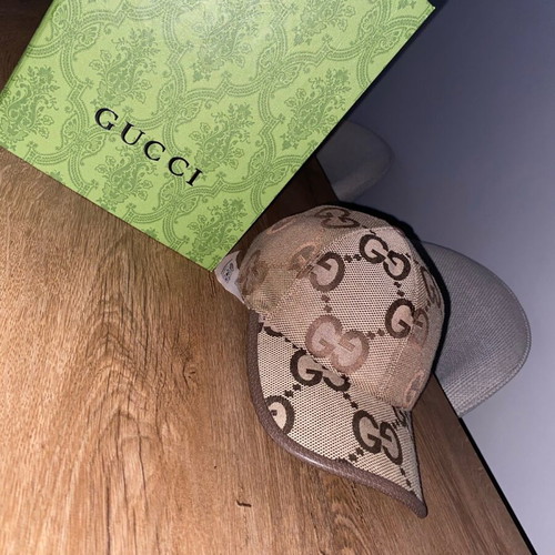 Gucci Jumbo GG Canvas baseball hat used, size M 58, beige