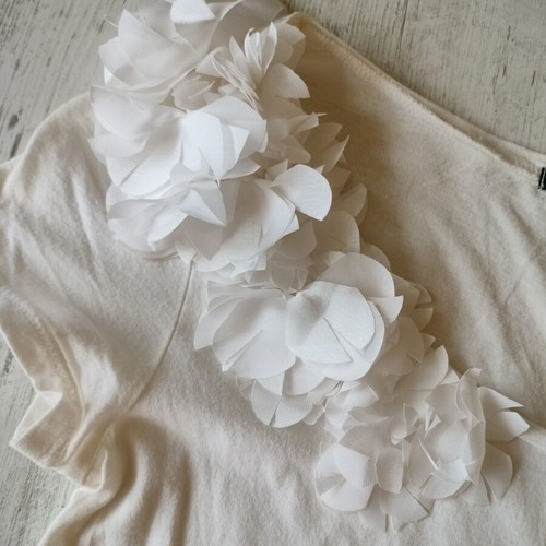 H&M White Blouse with White Flowers like new, 100% Cotton, Size S