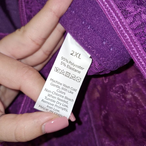 Corset bra purple new, size 2XL with adjustable straps and 9 hooks