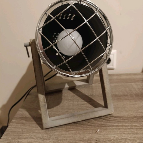 Grundig Table Lamp like new with E27 socket