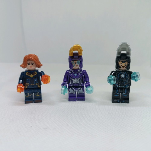 Lego set 3 Avengers figures captain marvel and iron man like new