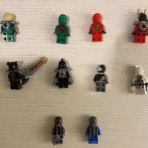 Lego Ninjako and Star Wars figures used