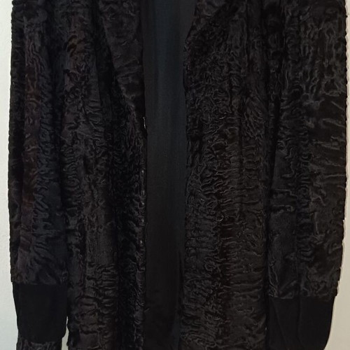 Vintage 80s fur used, black with suede sleeves, size M/L