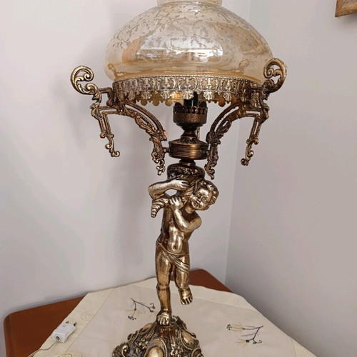 Table lamp angel like new