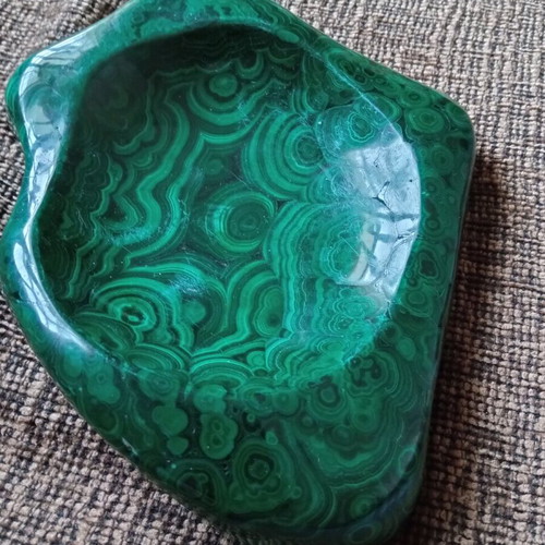 Malachite mineral ashtray used, green