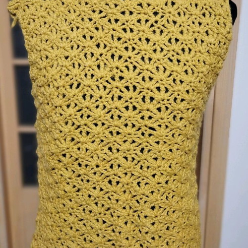 Handmade knitted clothes