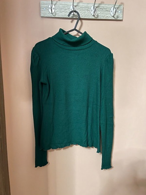Stradivarius mint blouse size M like new