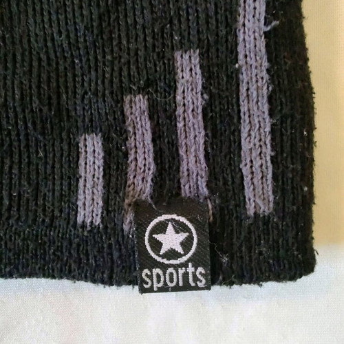 Thermal beanie black with gray stripes like new