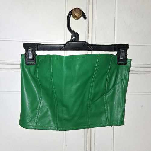 Strapless top in green faux leather like new