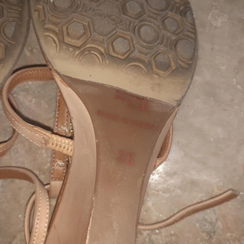 Leather sandals size 36 used without scratches