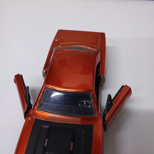Jada Toys Fast & Furious die-cast cars used, Plymouth Road Runner & Dodge Charger 1:32 set