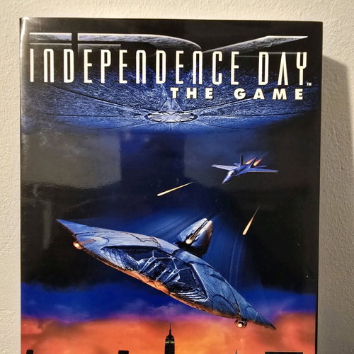 Independence Day PC Big Box like new with Inside Independence Day Big Box