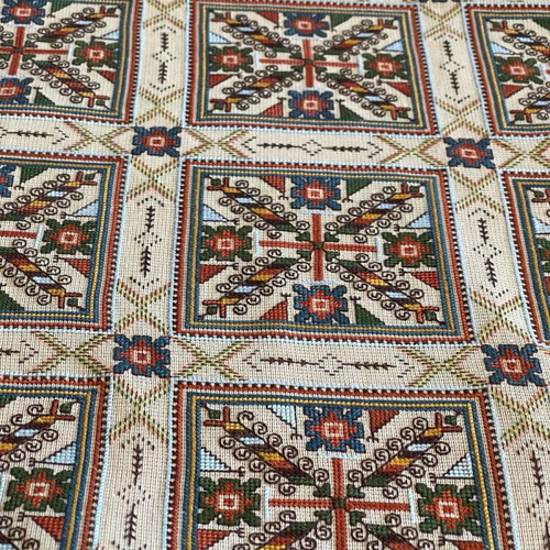Metrito Embroidered Tablecloth Like New with Wide Lace