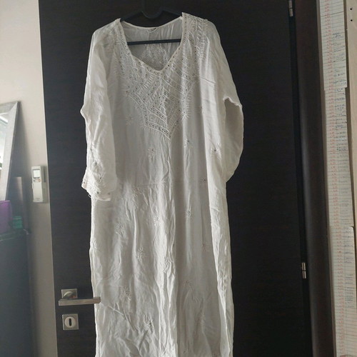 Women's summer caftan like new, white, size M