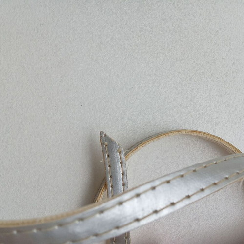 Children's adjustable silver belt like new