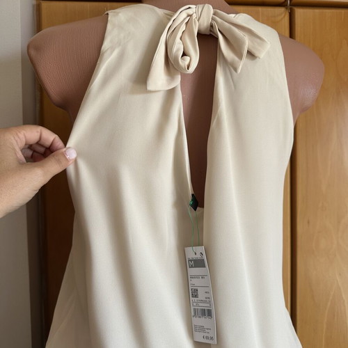 Benetton dress new with elastic waist and sequined skirt