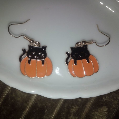 Earrings with pumpkin and black cat new