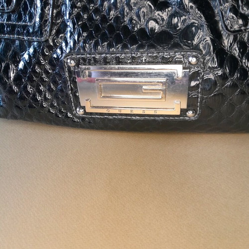 Guess bag patent leather with croc pattern like new, black