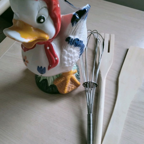 Vintage ceramic holder (duck design) like new for wooden spoon, fork and metal whisk