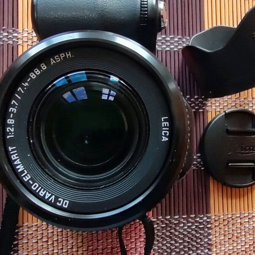 Leica V-Lux 1 κάμερα σαν καινούργια με 10.1 MP και ποιοτικό φακό