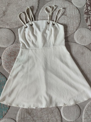 Classic Glossy Dress size L, like new, cream color, Trendyol