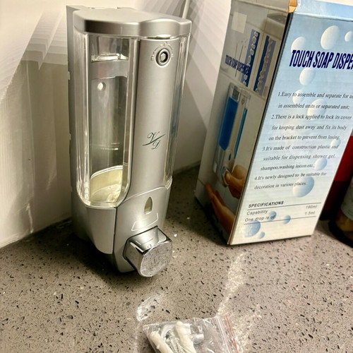 Wall-mounted professional soap dispenser new for liquid soap